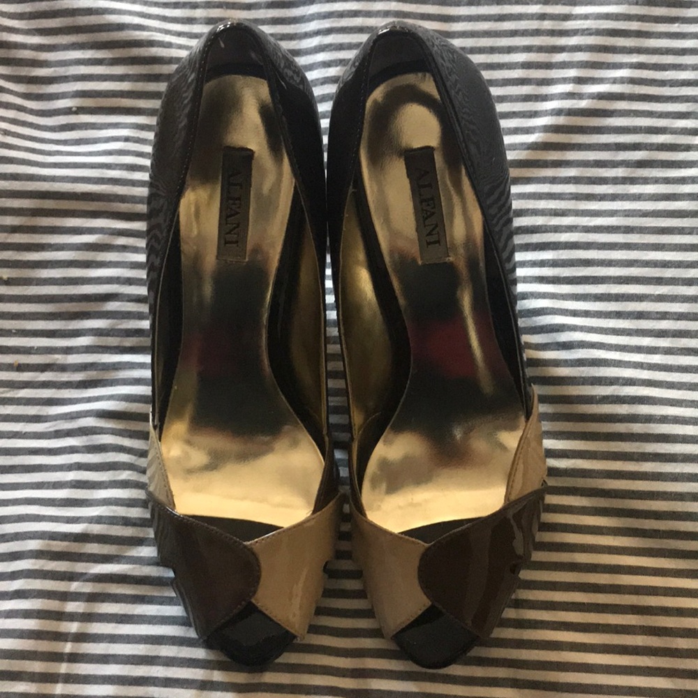 Alfani heels. Price is fixed. 🎉🎉🎉